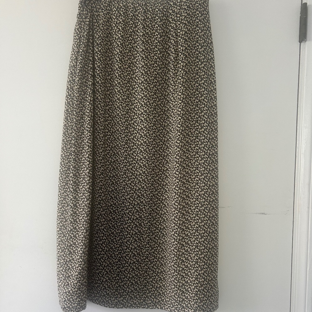 Midi Floral Spring Skirt w/Slit